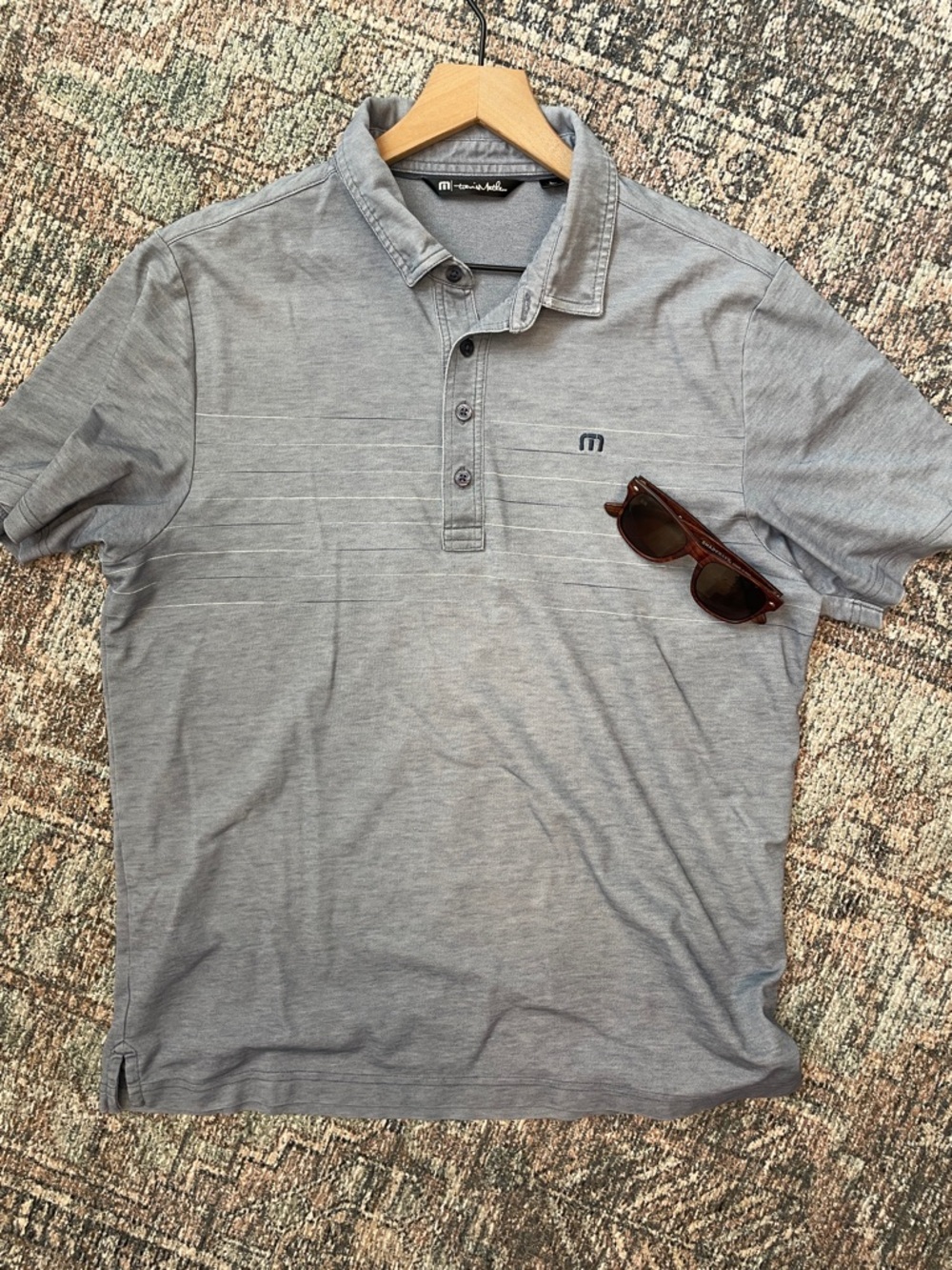 Travis Mathew Golf Polo Shirt Gray/Blue Short Sleeve Performance Men’s Size L
